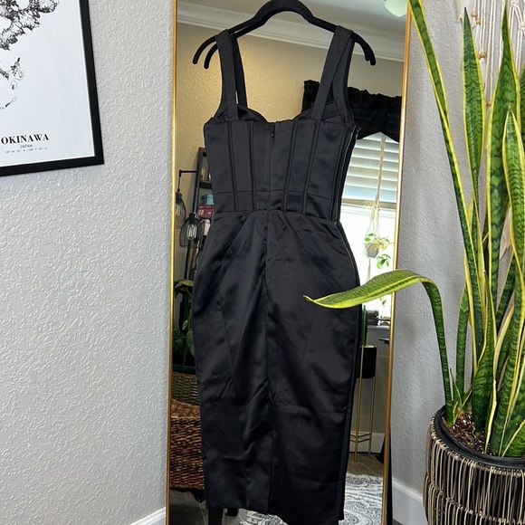 HOUSE OF CB 'Fiorella' Black Satin Corset Midi Dress NWOT - Picture 12 of 12